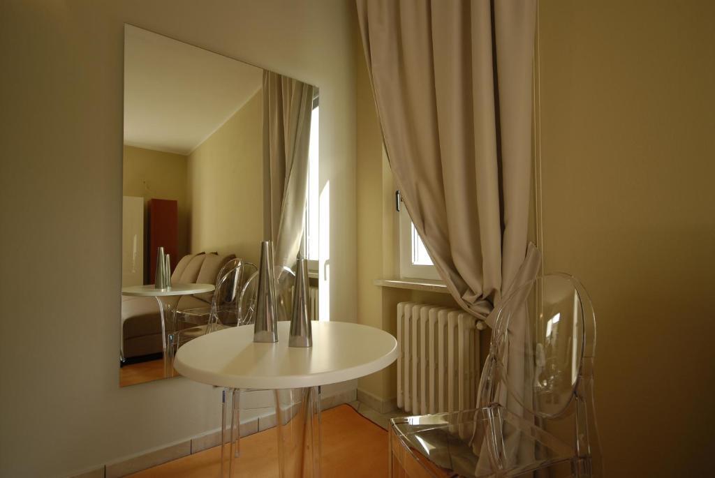 Relais Corte Bergamini Peschiera del Garda Phòng bức ảnh